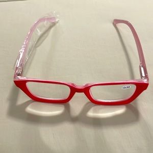 Red Reading Glasses Oversized Square Design Readers. Brand new. 3.5 magnificatio